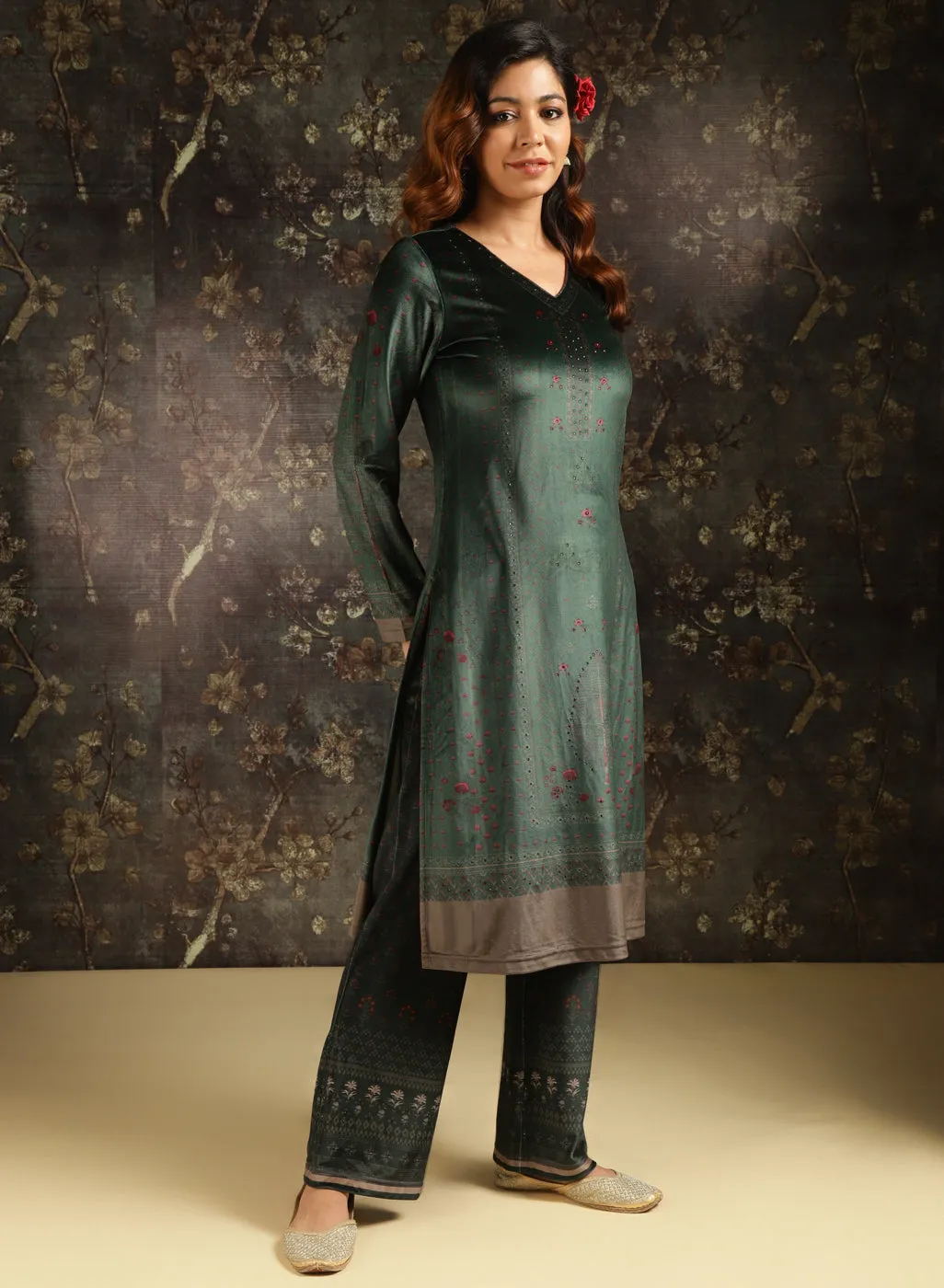 Emerald Green Printed Velvet Kurta Set with Swarovski Work