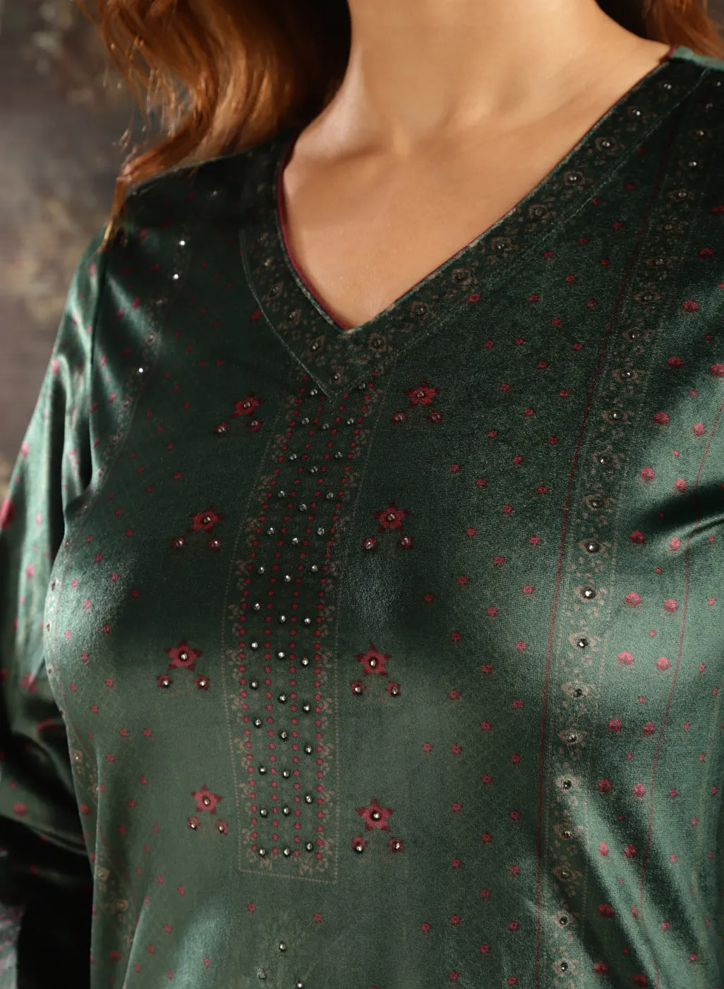 Emerald Green Printed Velvet Kurta Set with Swarovski Work